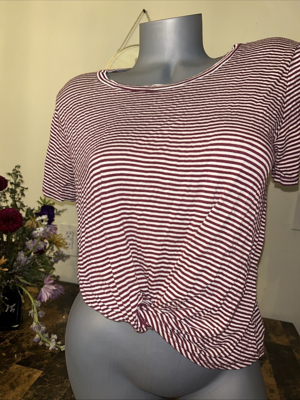 Acemi Red And White stripes Front Tie